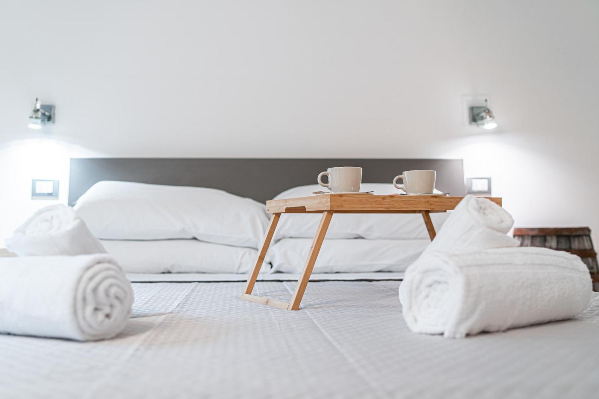 Luxavocadoloft Duomo 10M Villa Milaan Buitenkant foto