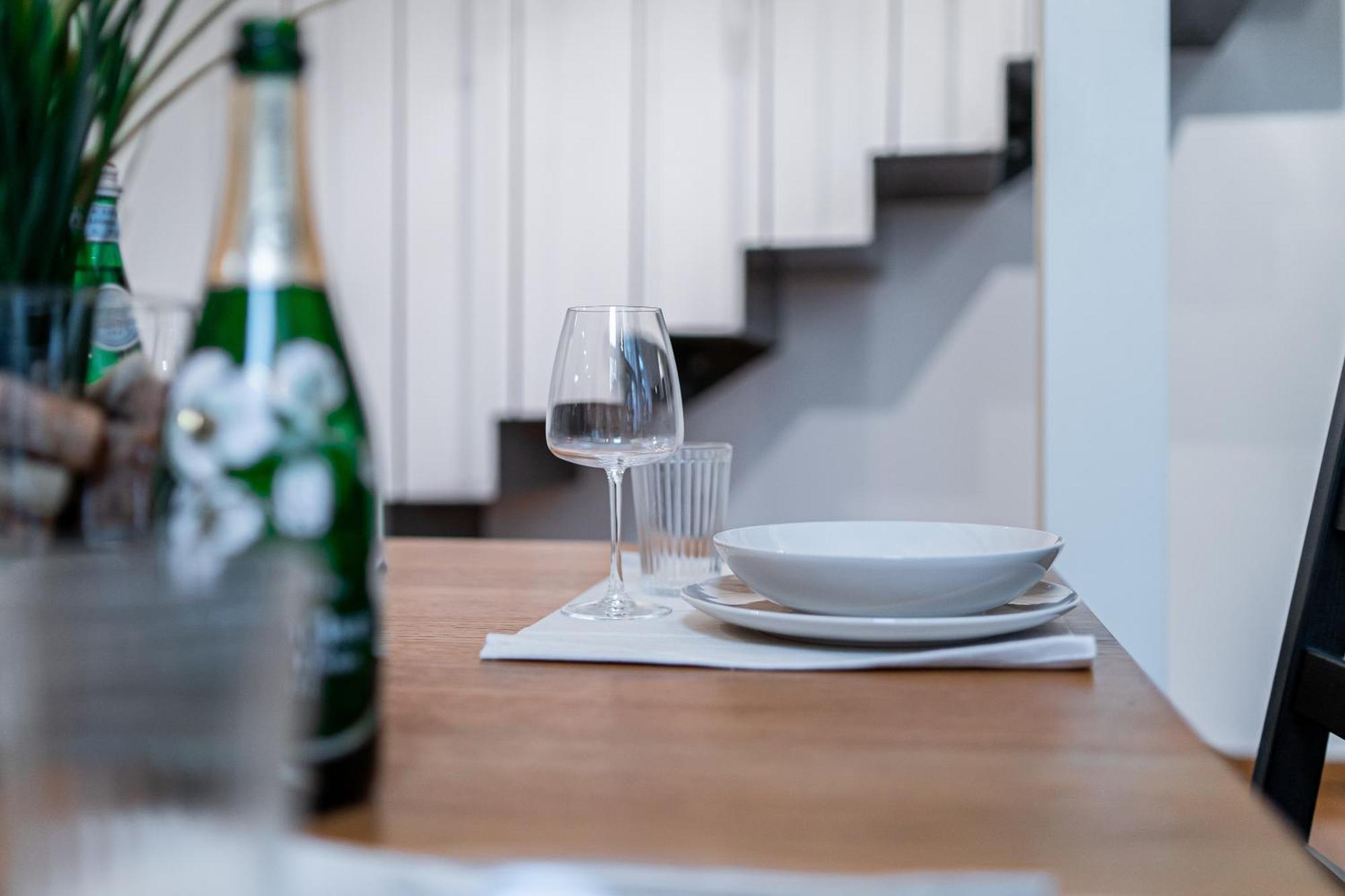Luxavocadoloft Duomo 10M Villa Milaan Buitenkant foto